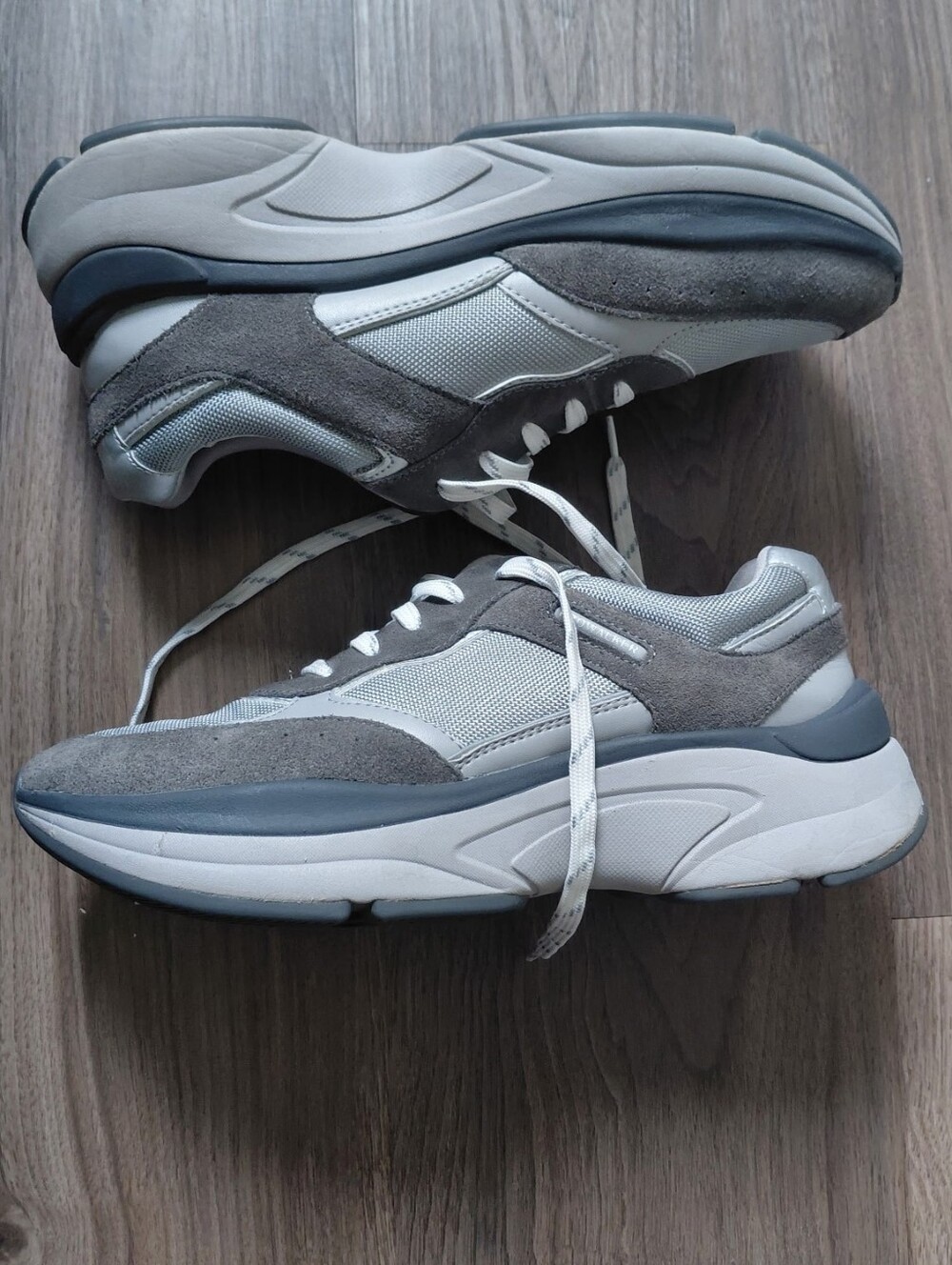Gray Chunky Athletic Sneakers - Unbranded